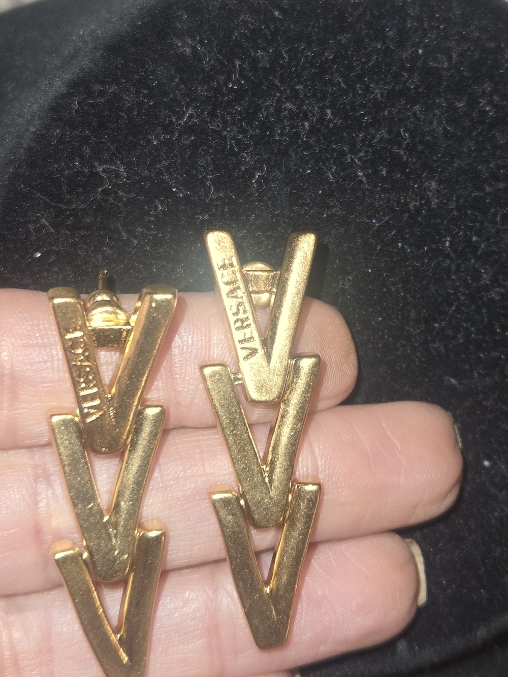 Versace Gold V-Logo Drop Earrings - Gold - Picture 8 of 8
